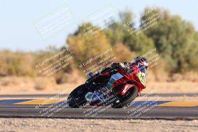 media/Dec-07-2024-CVMA (Sat) [[21c5f1ef85]]/Race 11-Amateur Supersport Open/